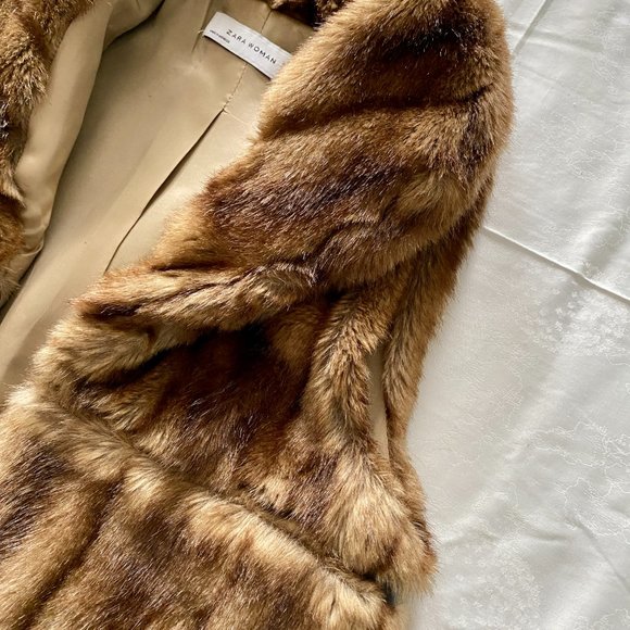Vintage Zara Woman Faux Mink Fur Vest with Faux Leather Trim - Picture 5 of 15